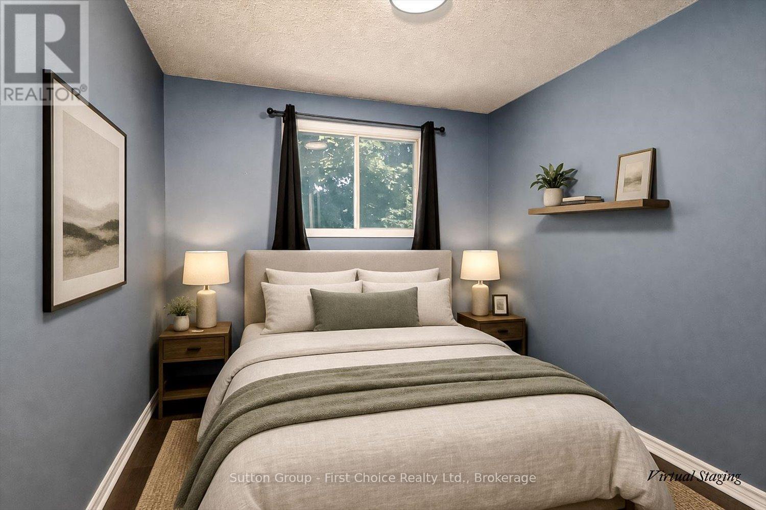225 HURON STREET S - 18