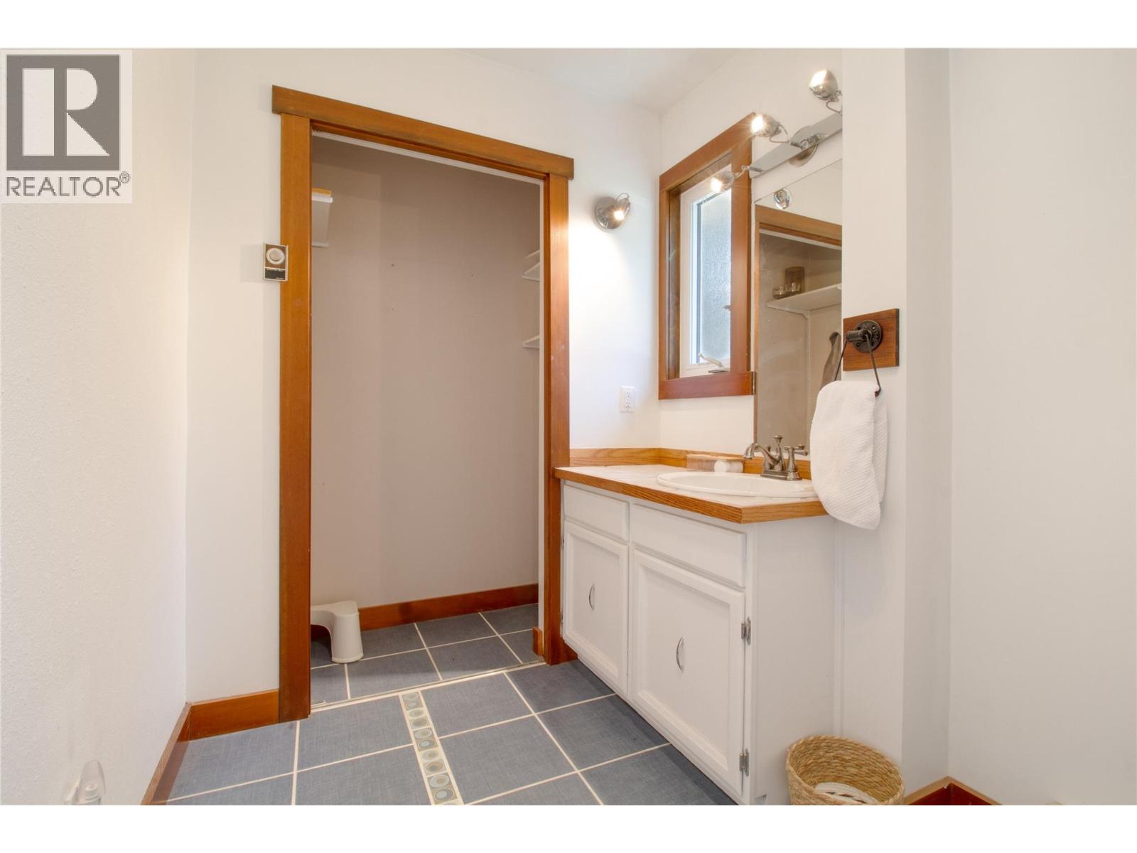 1473 Arrow Drive, Revelstoke
