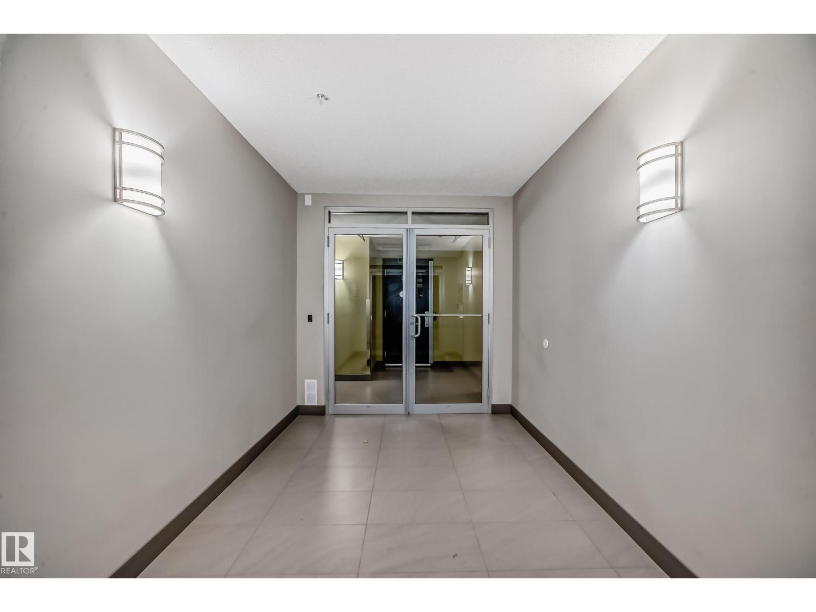 #303 10606 84 AV NW - 34
