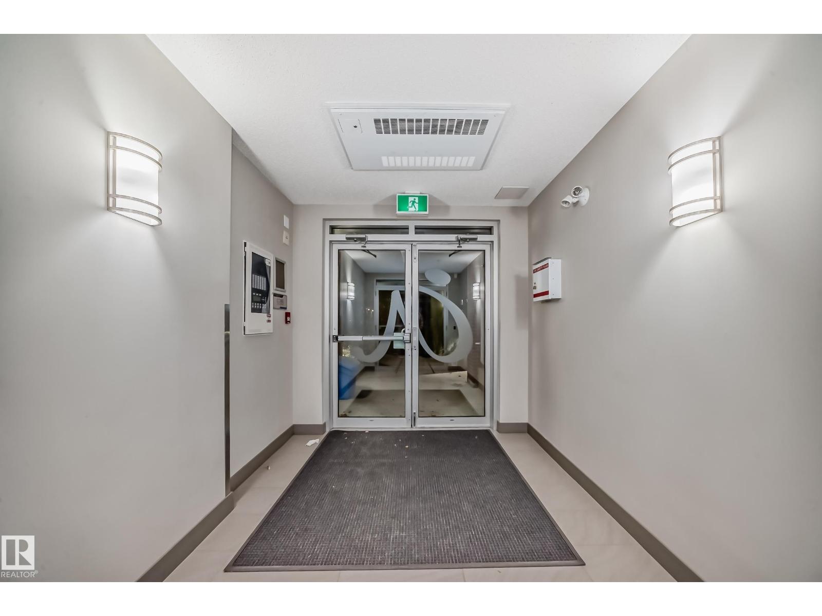 #303 10606 84 AV NW - 35
