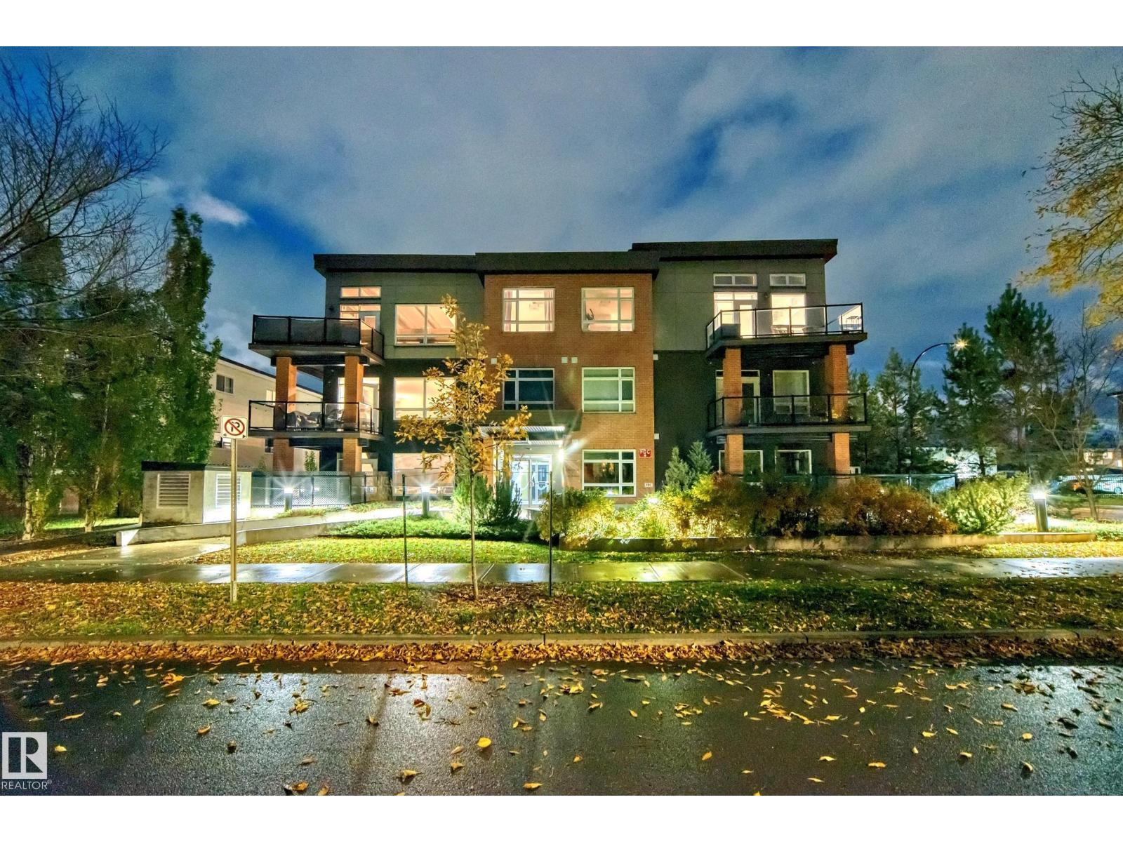 #303 10606 84 AV NW - 39