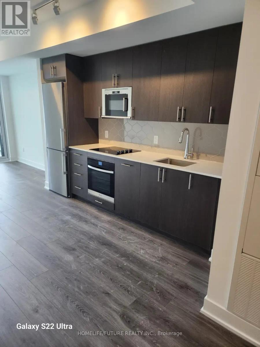820 - 2545 SIMCOE STREET N