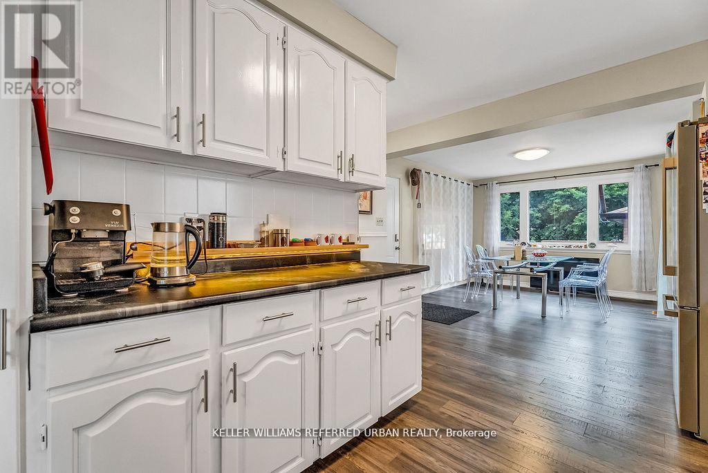 86 MORGAN AVENUE - 17