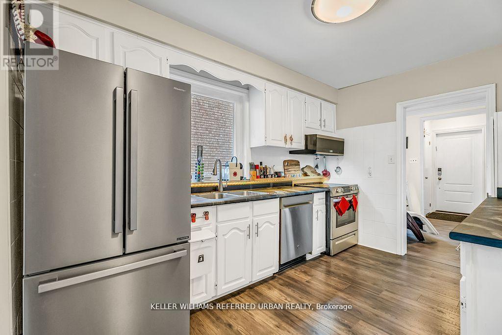86 MORGAN AVENUE - 18