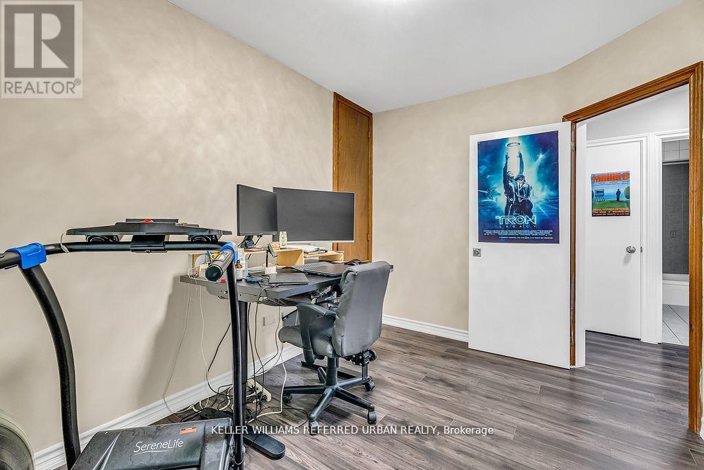 86 MORGAN AVENUE - 21