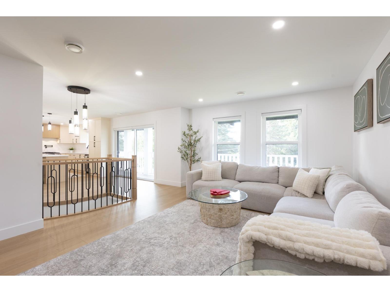 4 Bed, 3 Bath House for Sale in Surrey – 1830 126 STREET, Surrey - Image 34
