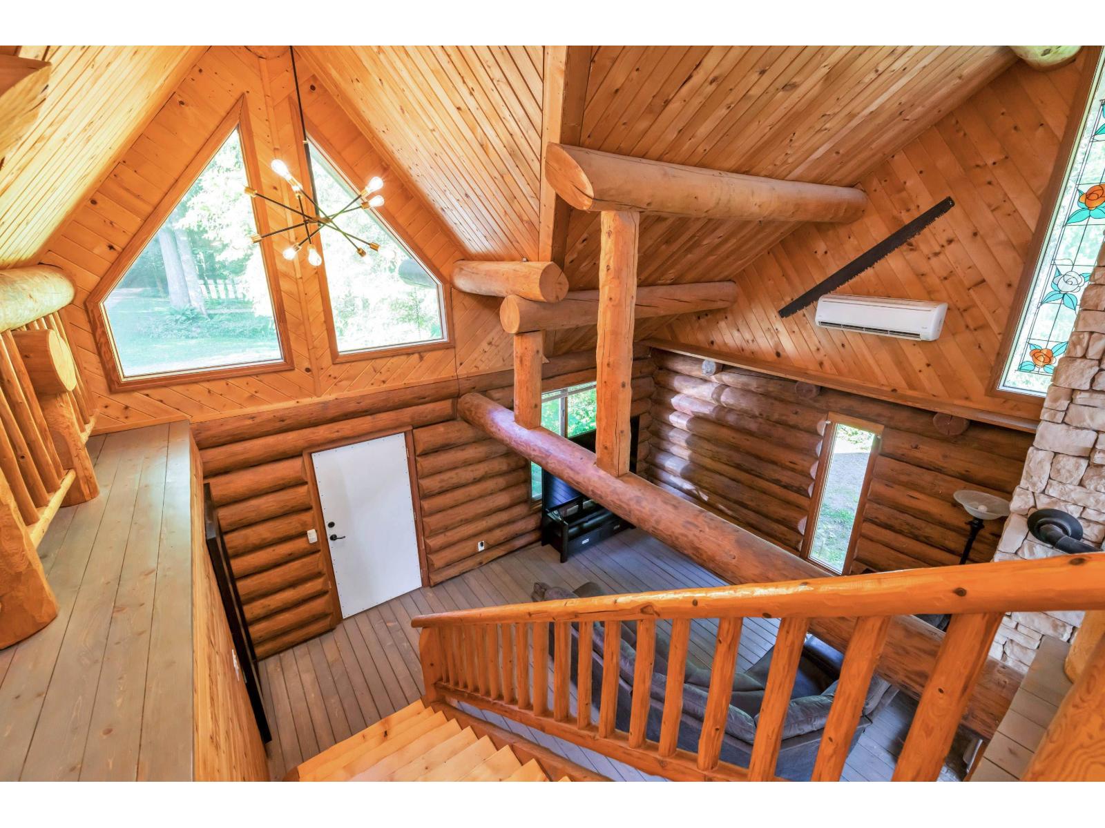 4 Bed, 2 Bath House for Sale in Mission – 11108 GREENWOOD DRIVE, Mission - Image 11