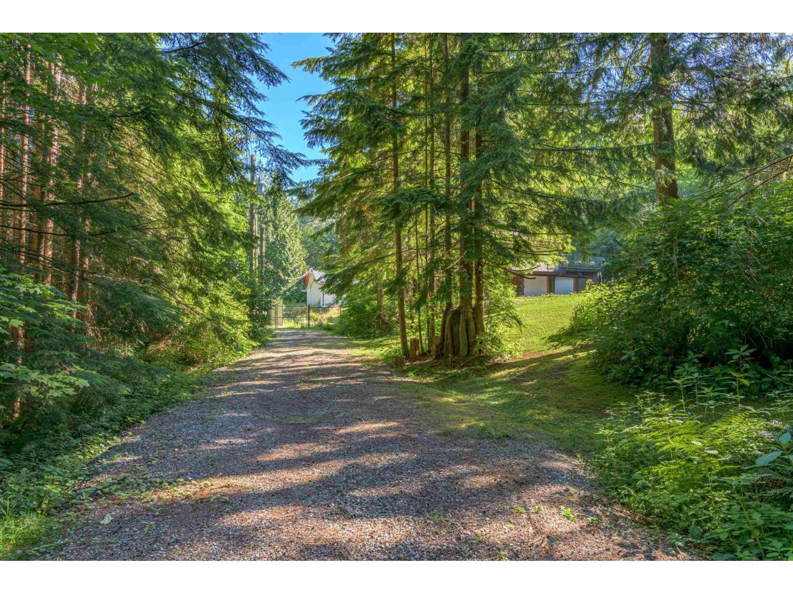 4 Bed, 2 Bath House for Sale in Mission – 11108 GREENWOOD DRIVE, Mission - Image 15