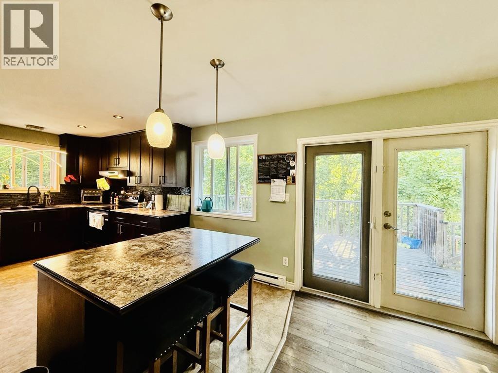 1930 SANDERS Street, Hazelton