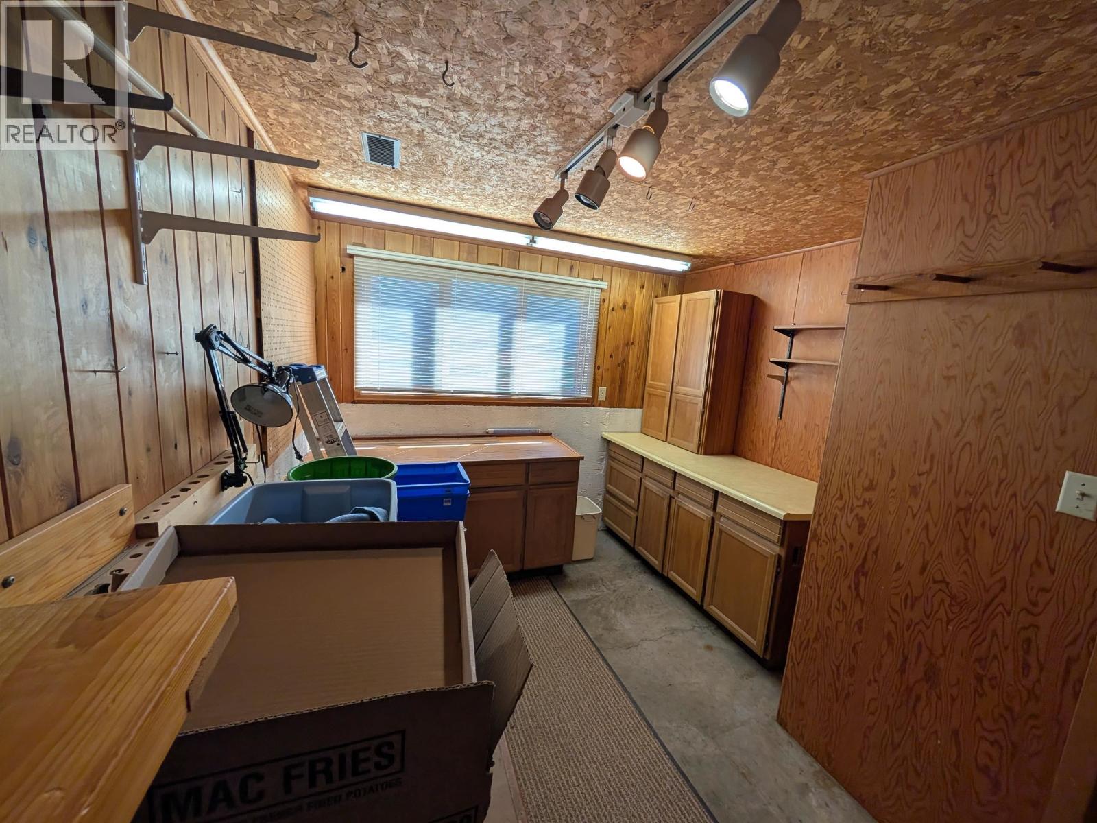 4075 7TH Avenue, Smithers