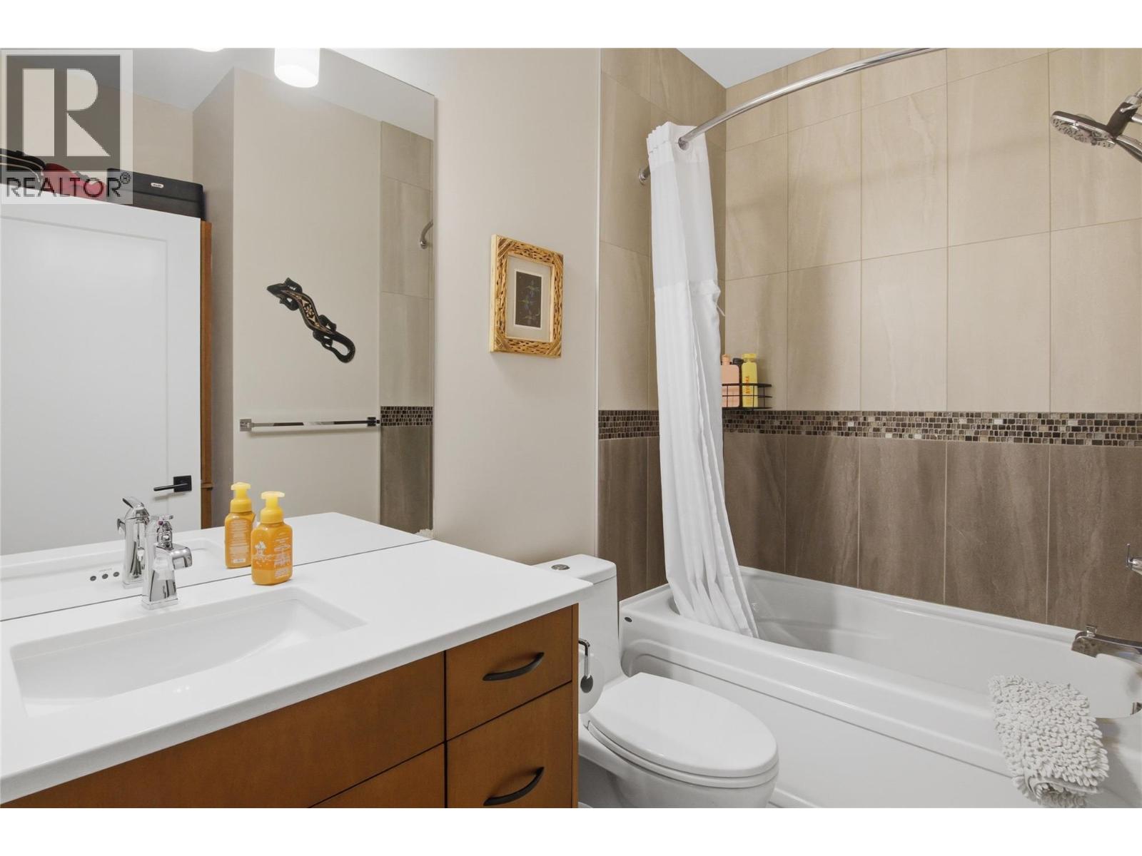 176 RUE CHEVAL NOIR Street - 40