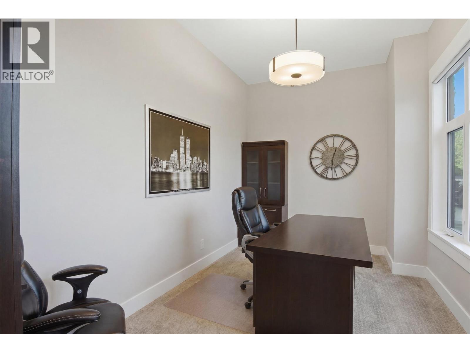 176 RUE CHEVAL NOIR Street - 28