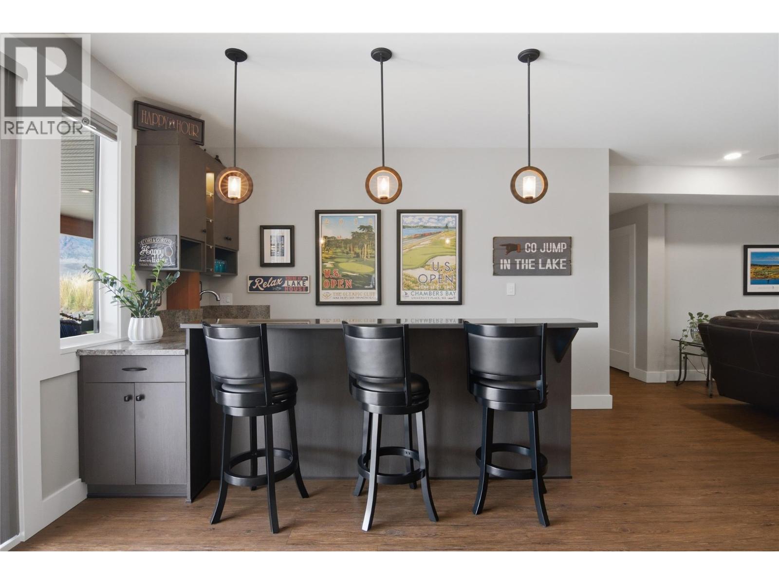 176 RUE CHEVAL NOIR Street - 41