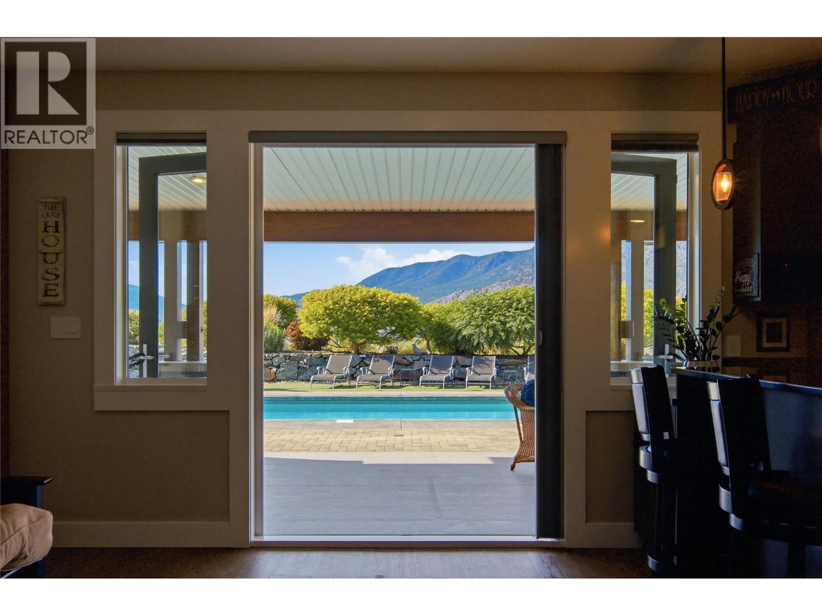 176 RUE CHEVAL NOIR Street - 47