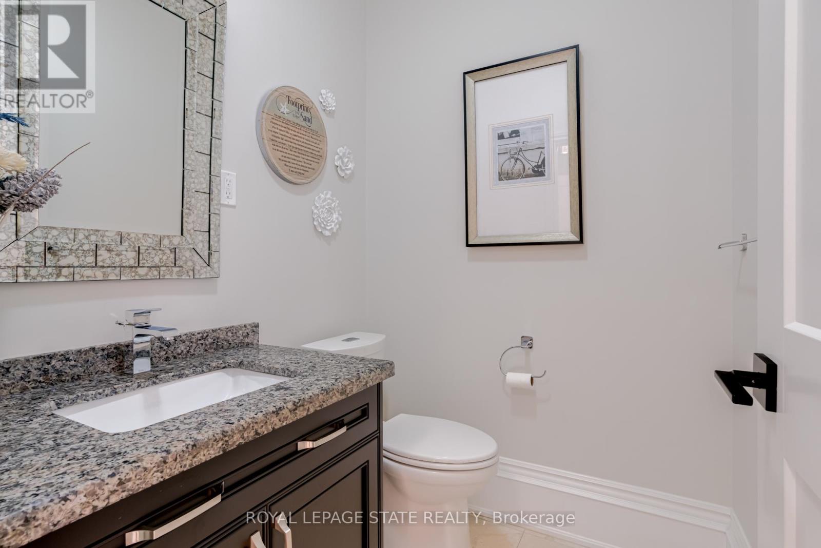 18 ELDER CRESCENT - 22
