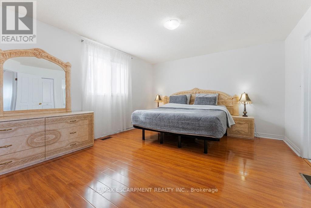 113 GREENSHIRE DRIVE - 23
