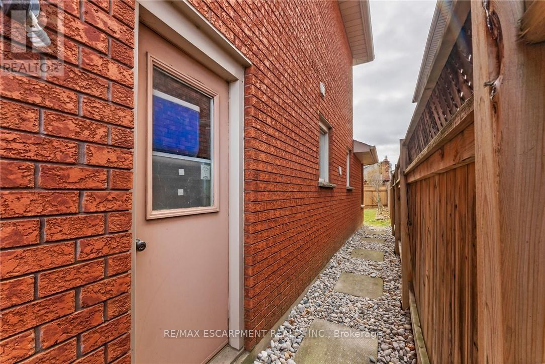113 GREENSHIRE DRIVE - 40