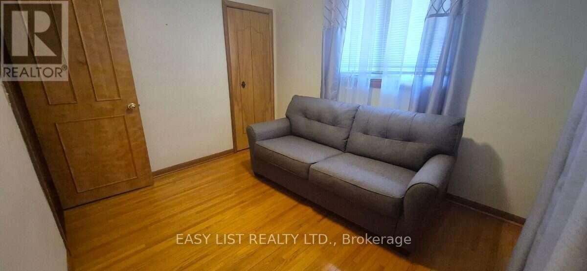 2371 ALEXIS ROAD - 20