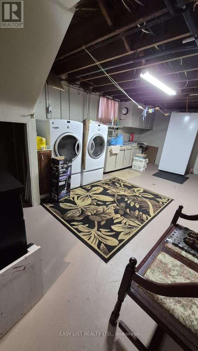 2371 ALEXIS ROAD - 28
