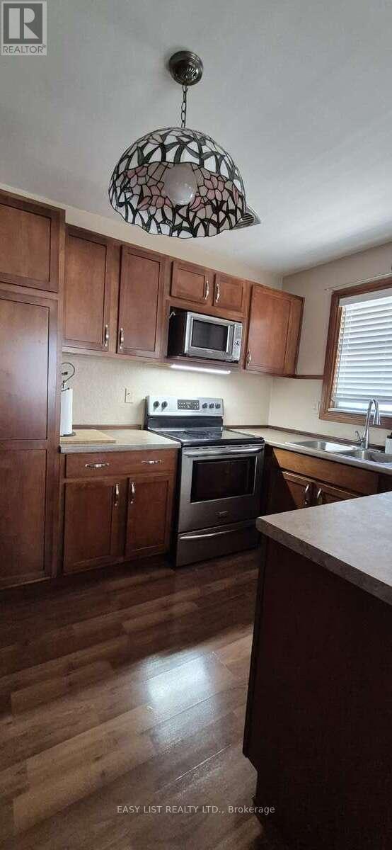 2371 ALEXIS ROAD - 3