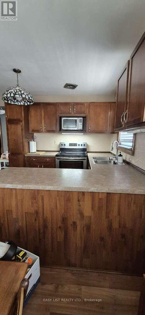 2371 ALEXIS ROAD - 7