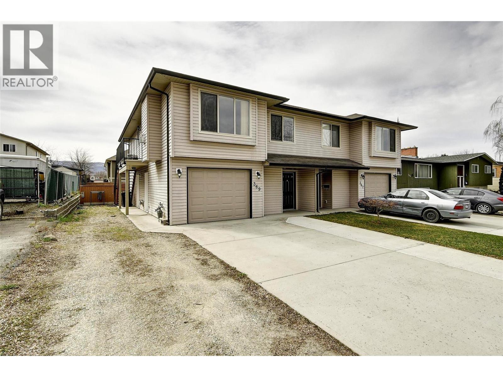 369 Wallace Road photo 2