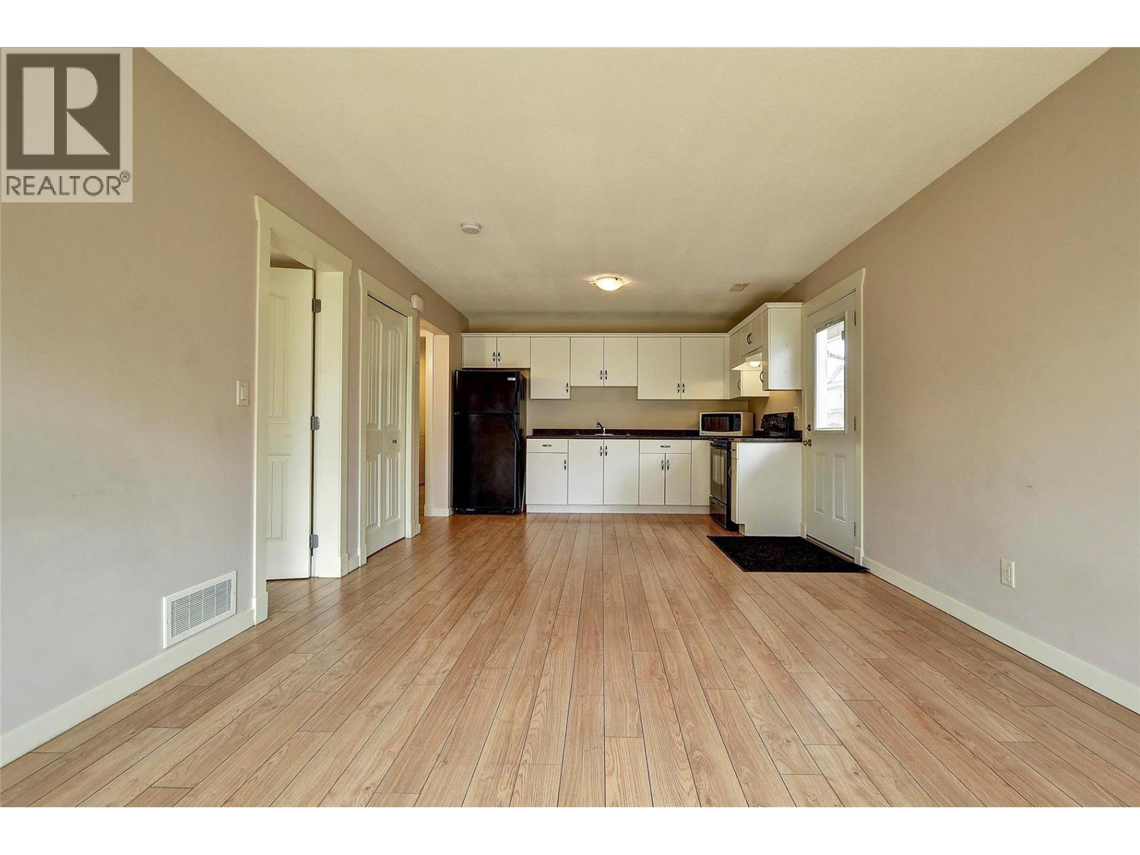  369 Wallace Road, Kelowna