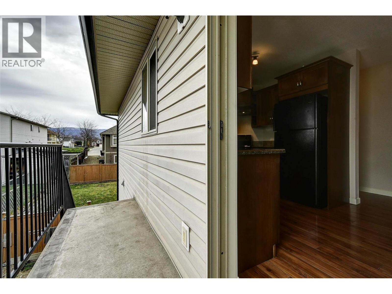 369 Wallace Road - 30
