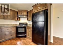 Bedroom - 369 Wallace Road, Kelowna, BC V1X4T4 Photo 10