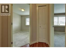 369 Wallace Road, Kelowna, BC V1X4T4 Photo 15