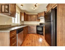 3pc Ensuite bath - 369 Wallace Road, Kelowna, BC V1X4T4 Photo 8