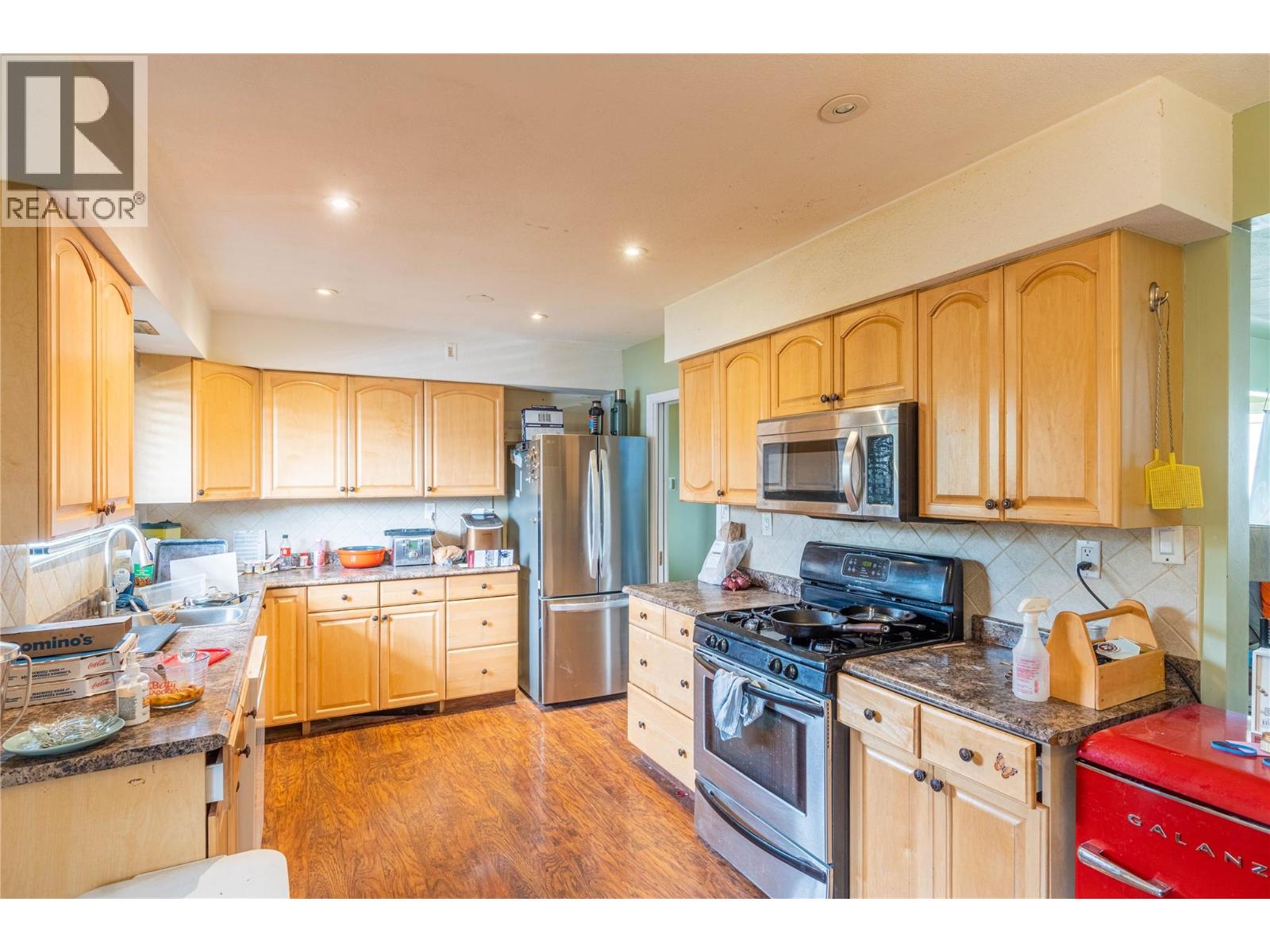 2435 Young Avenue - 10