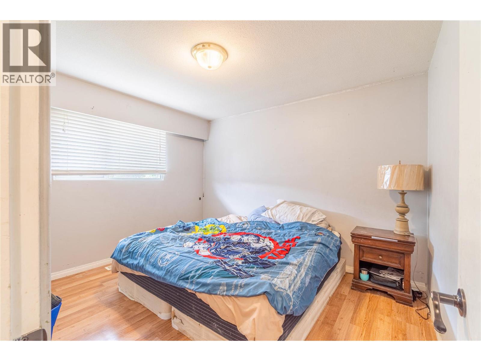 2435 Young Avenue - 15
