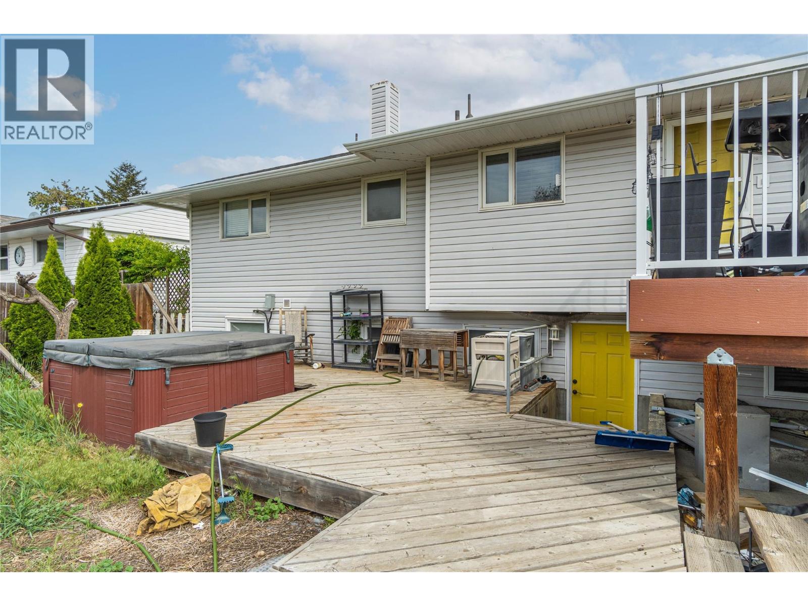 2435 Young Avenue - 18