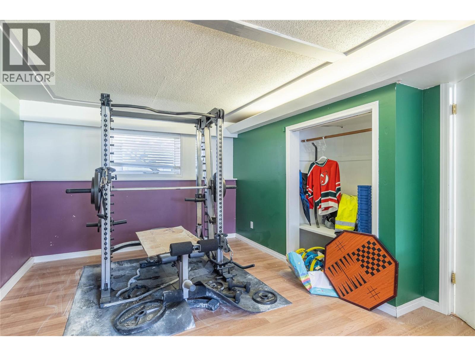 2435 Young Avenue - 20