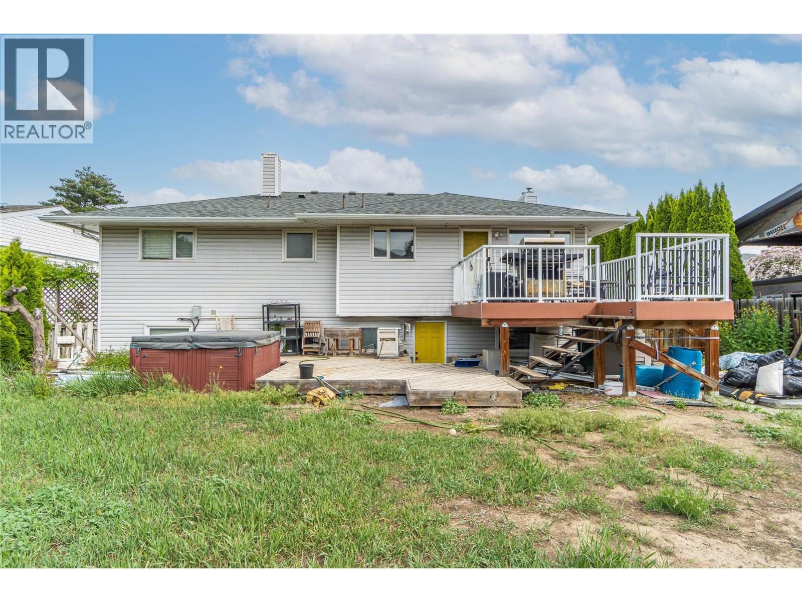 2435 Young Avenue - 28