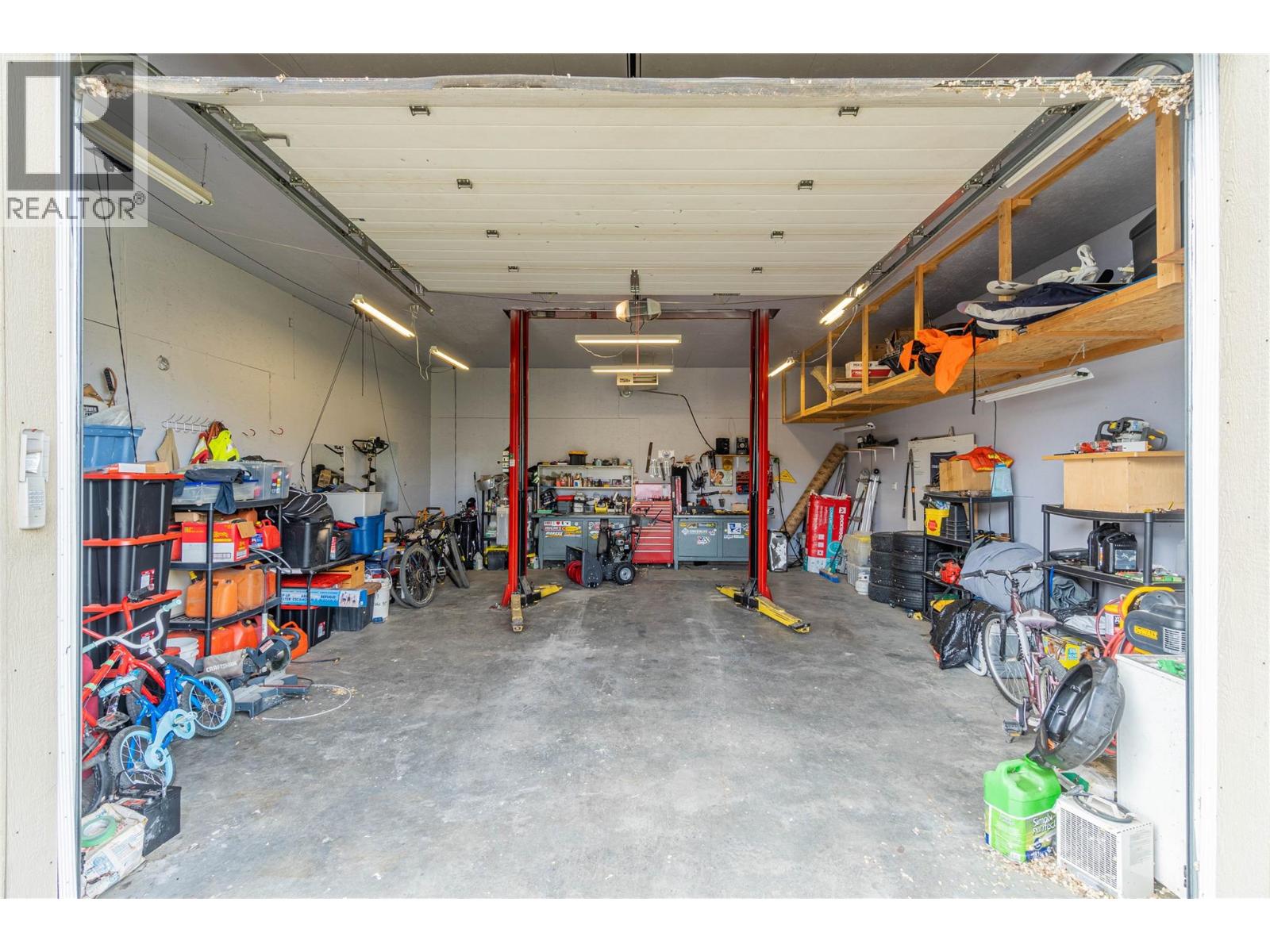 2435 Young Avenue - 31