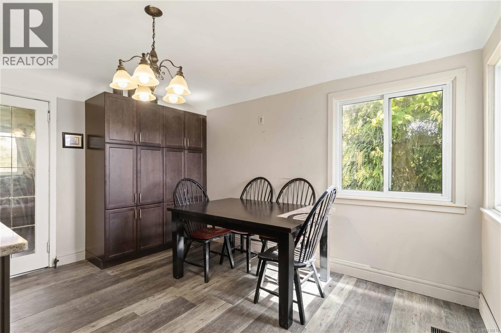 4139 Carey Rd - 15