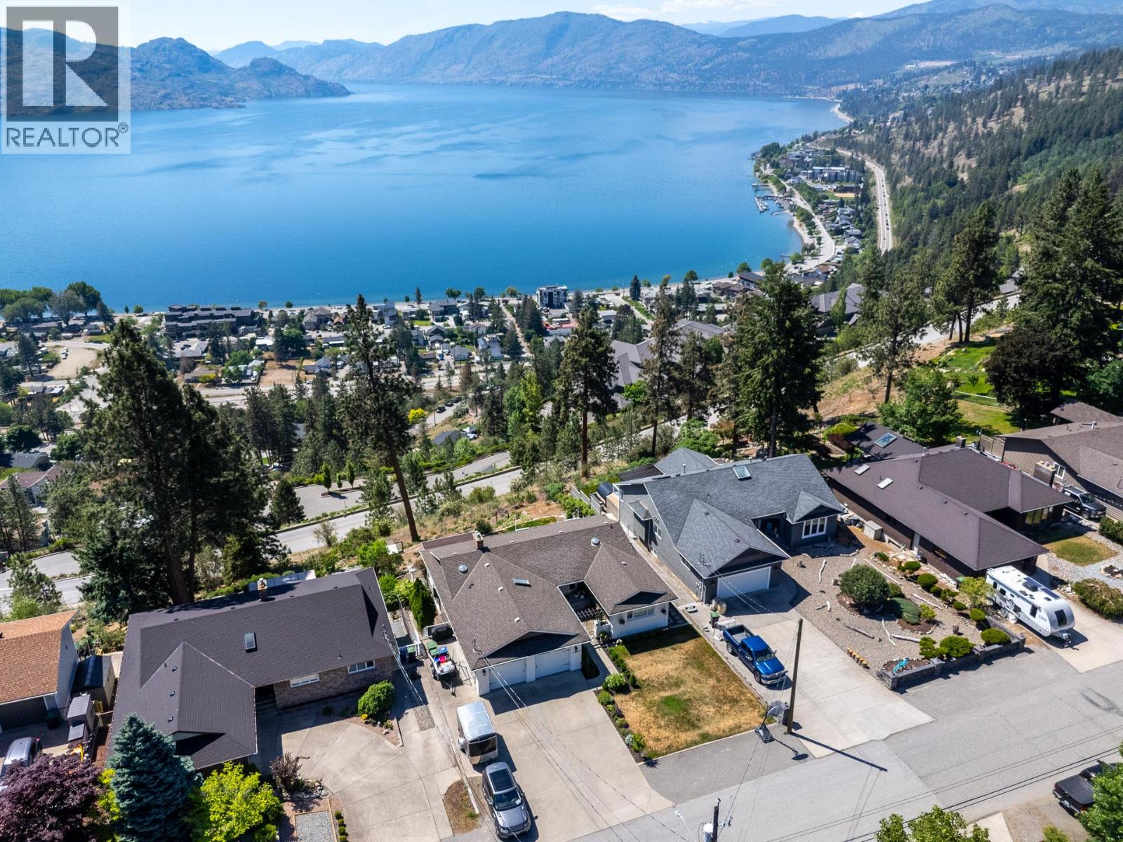 4215 6th Avenue - 98