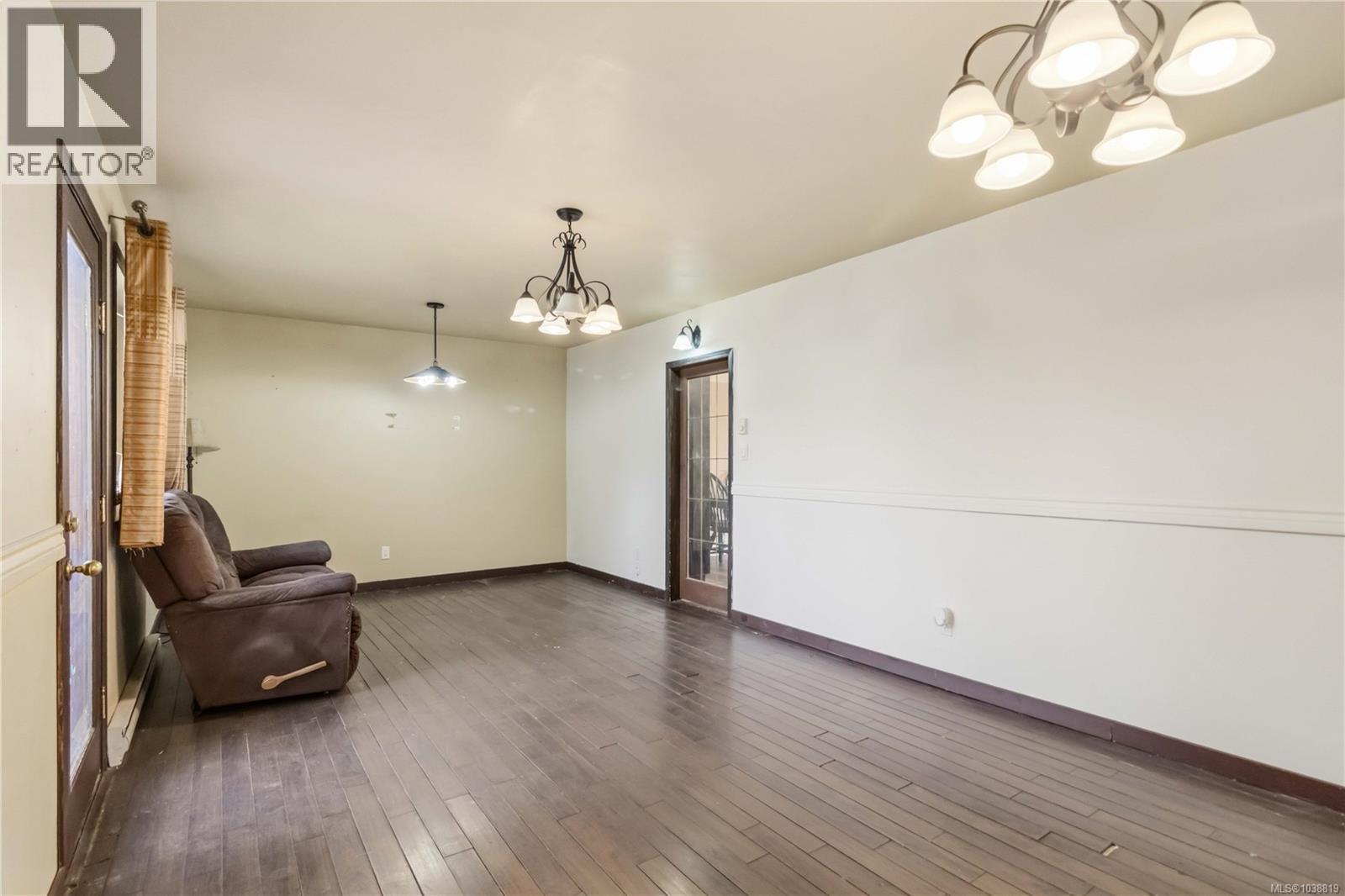 4139 Carey Rd - 18