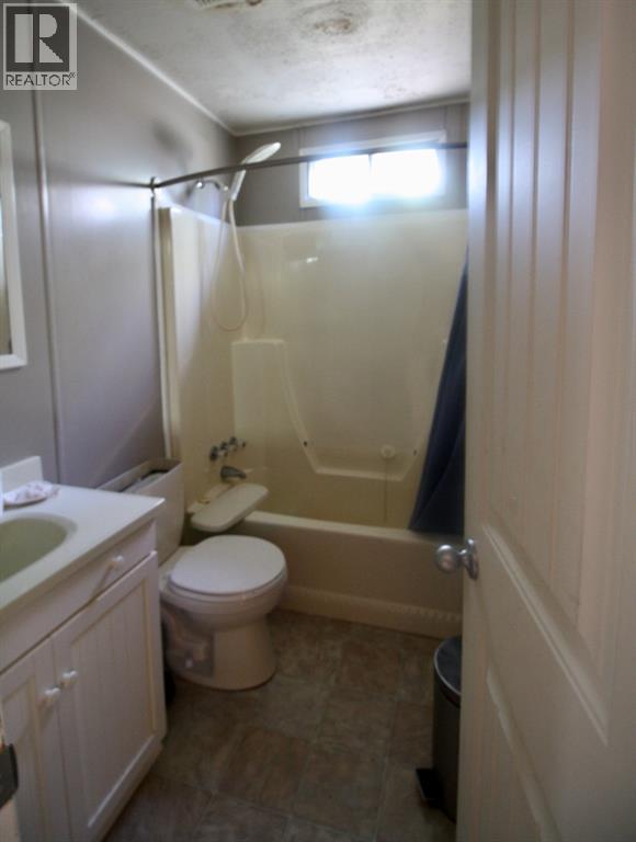 953 Bear Paw Crescent - 30