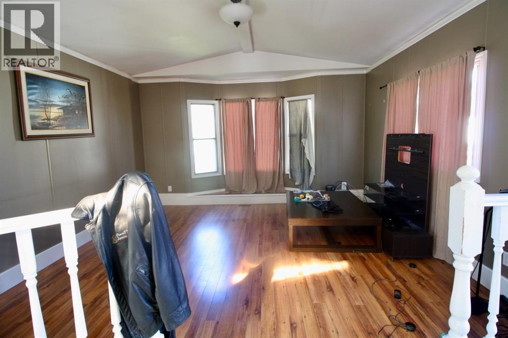 953 Bear Paw Crescent - 25