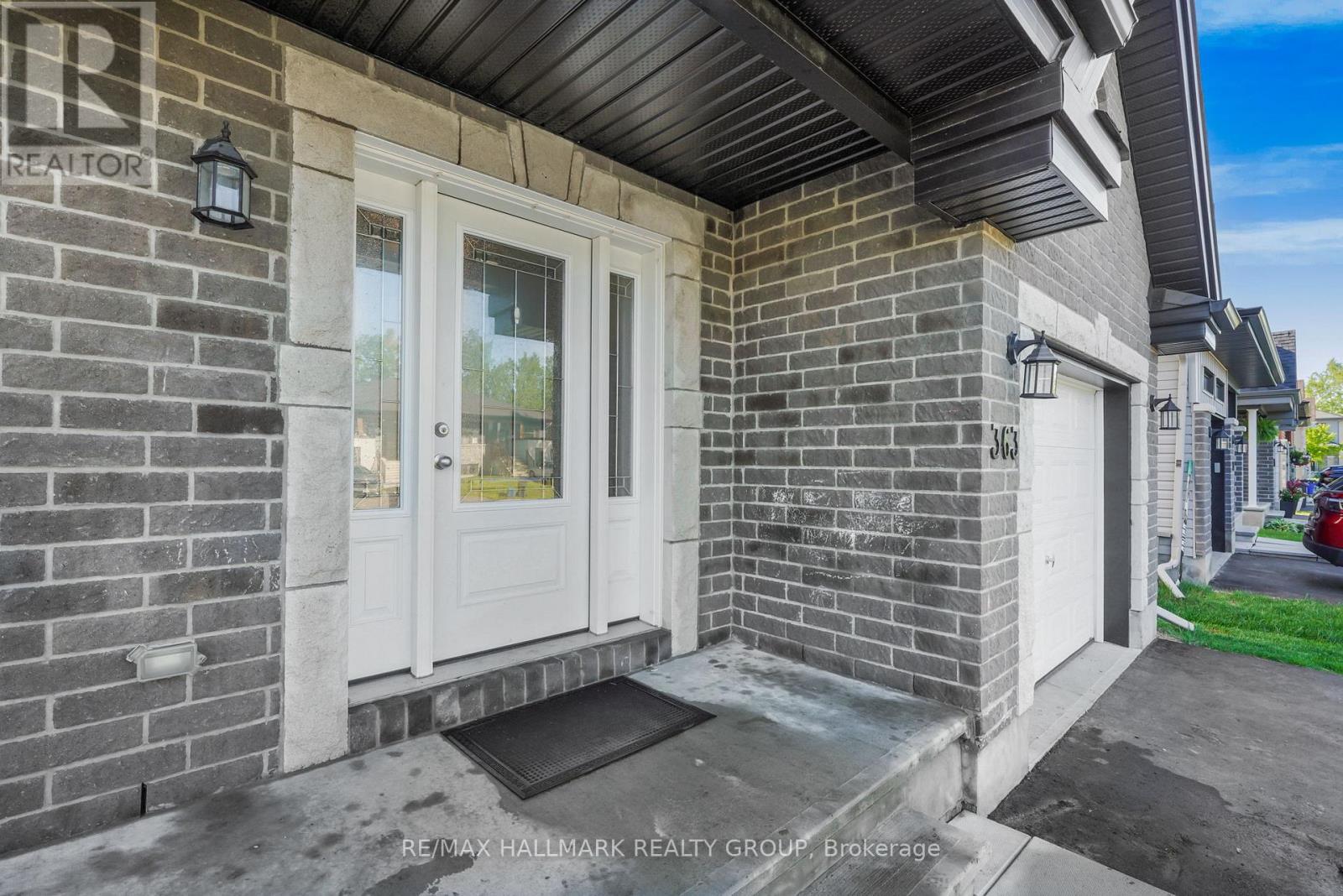 363 TRILLIUM CIRCLE - Image 2