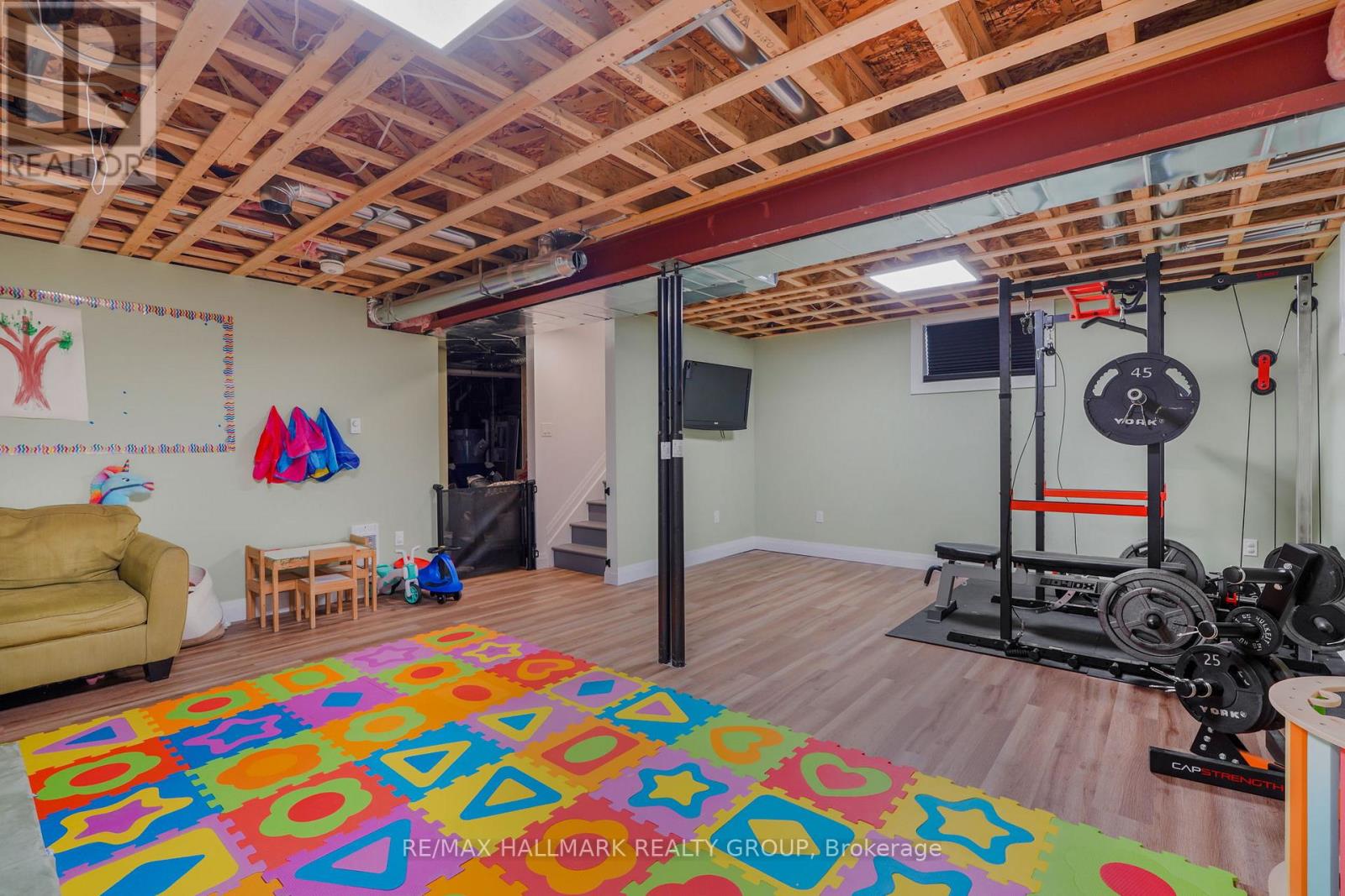 363 TRILLIUM CIRCLE - 26