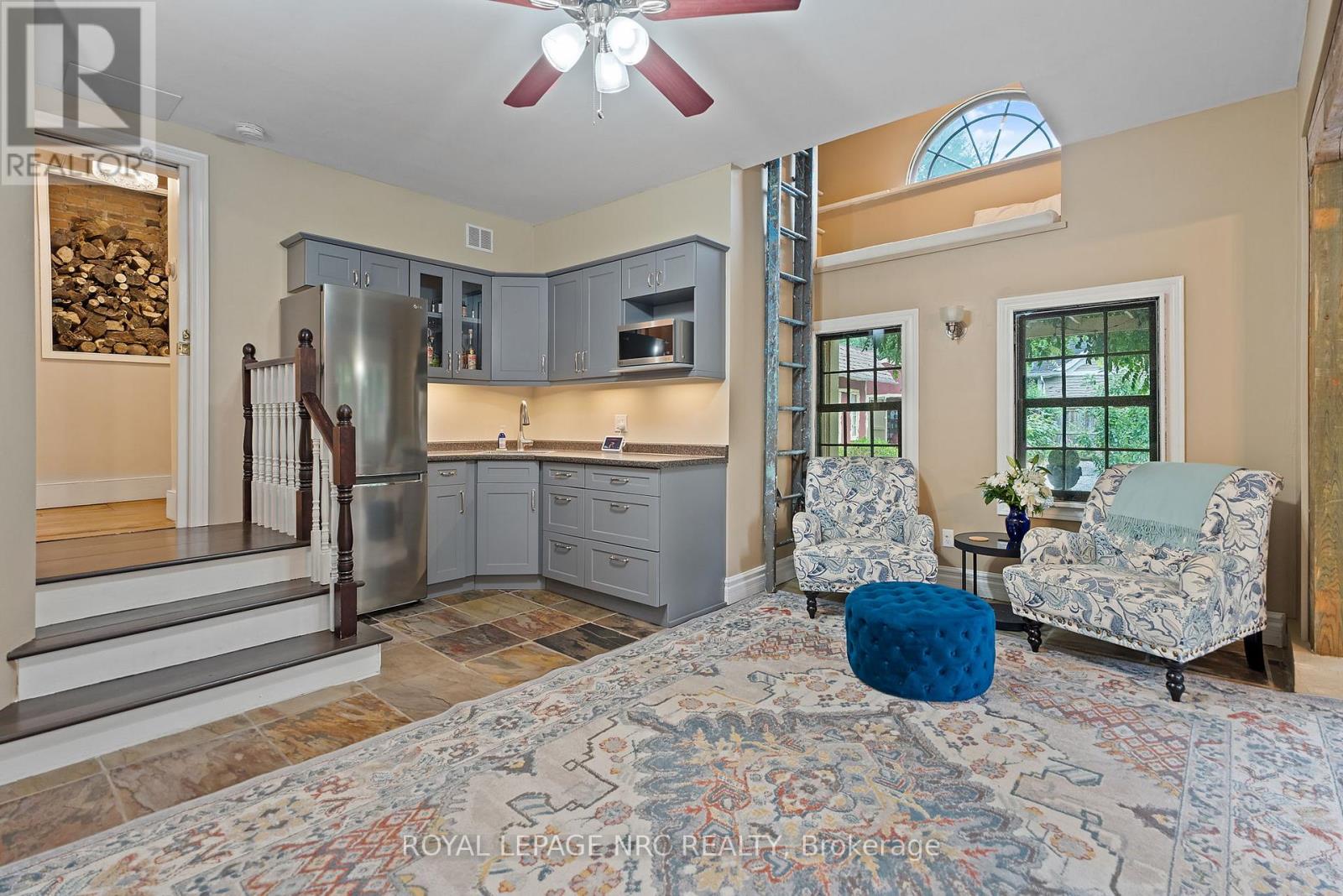 307 MISSISSAGUA STREET - 18