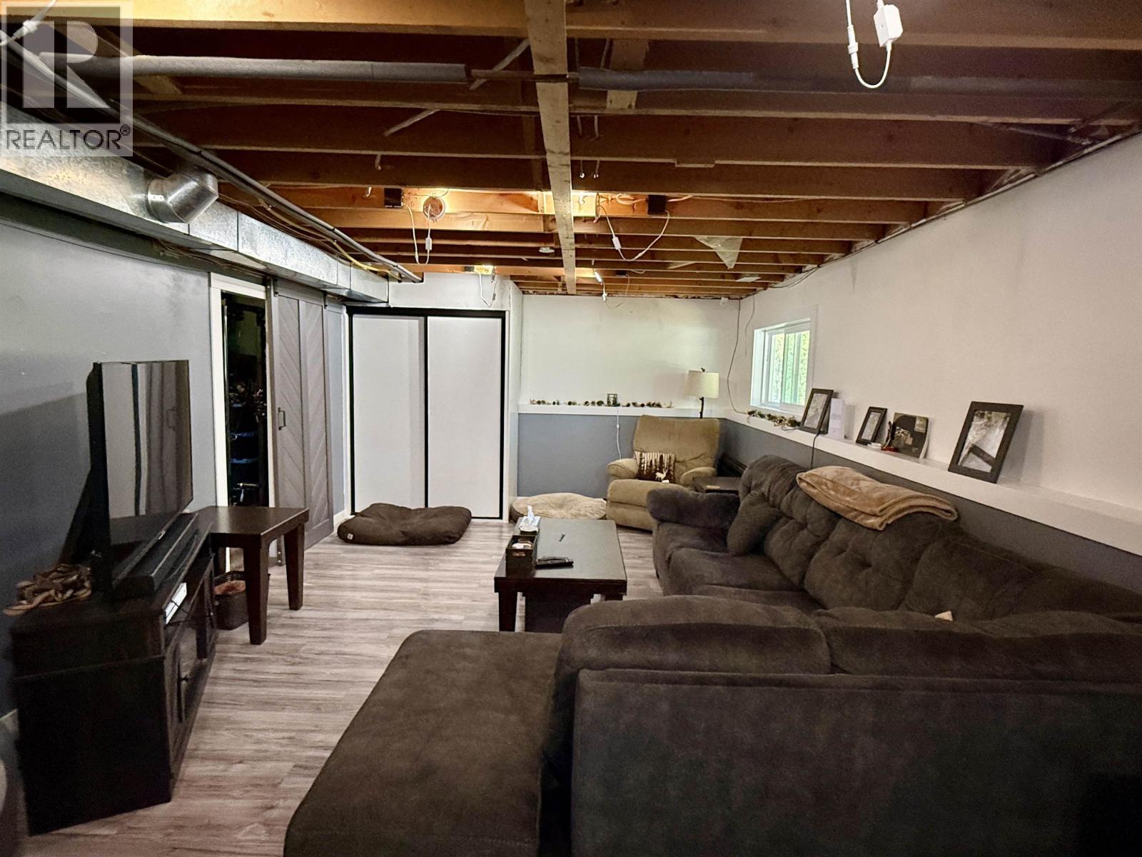 1480 DAVID DRIVE - 14