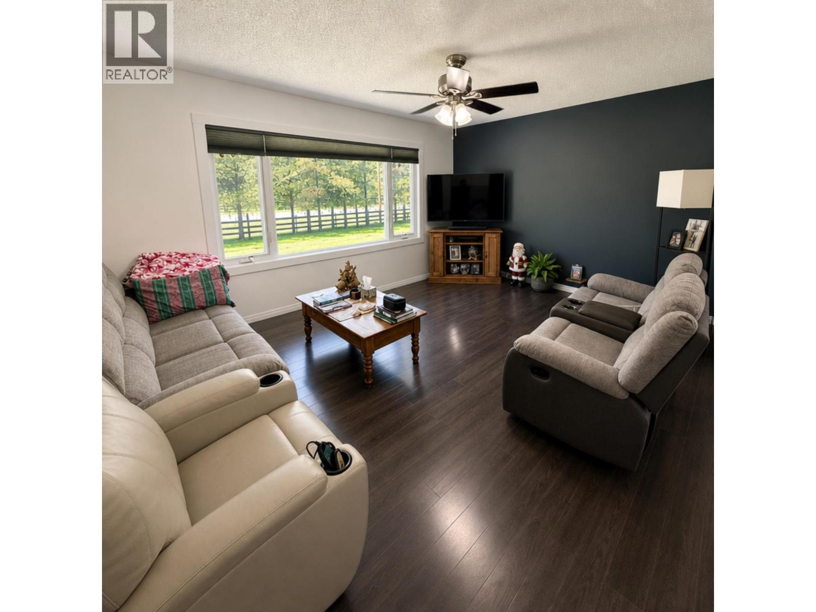 1480 DAVID DRIVE - 4