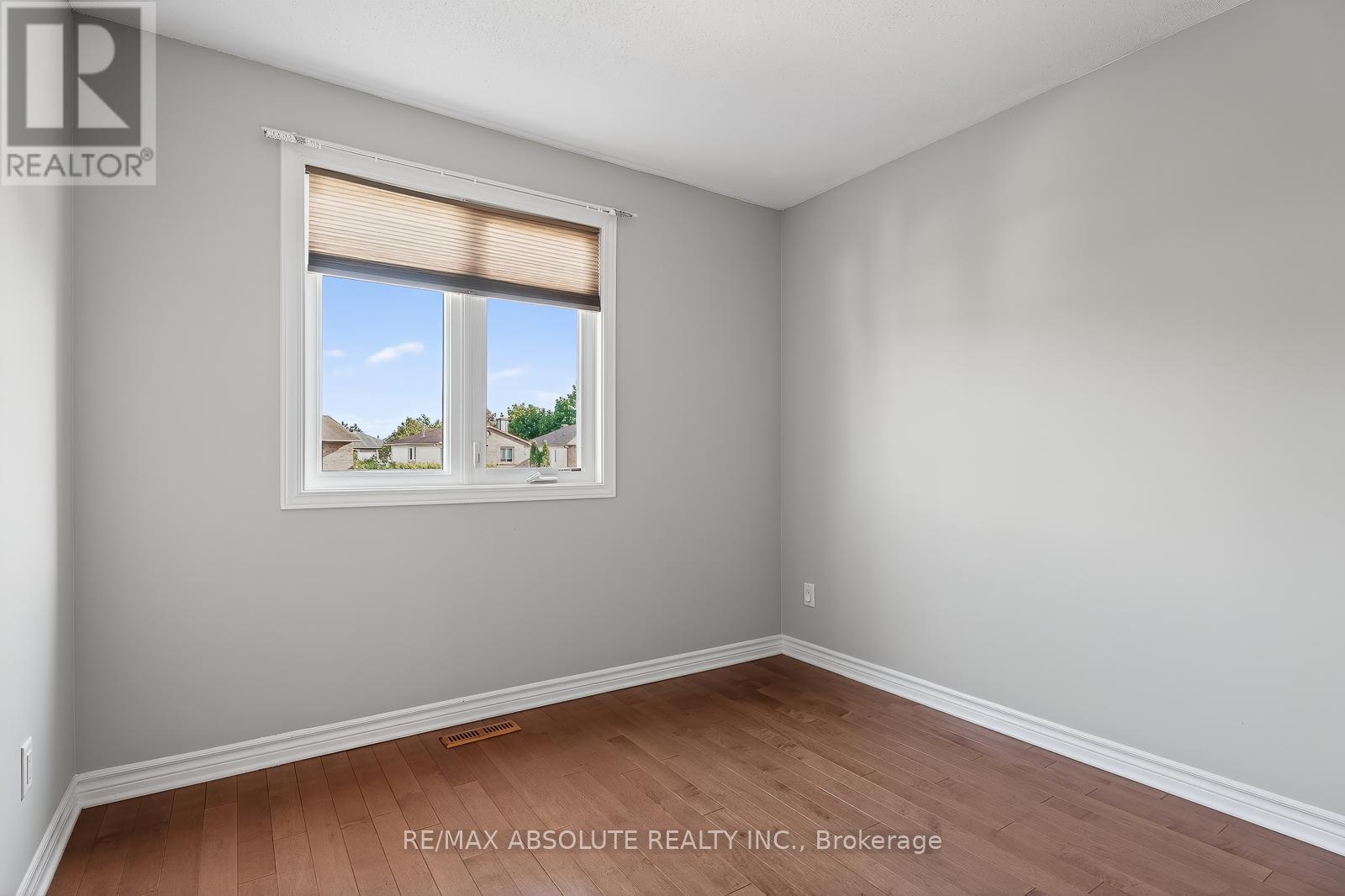 1475 DEAVY WAY - 26