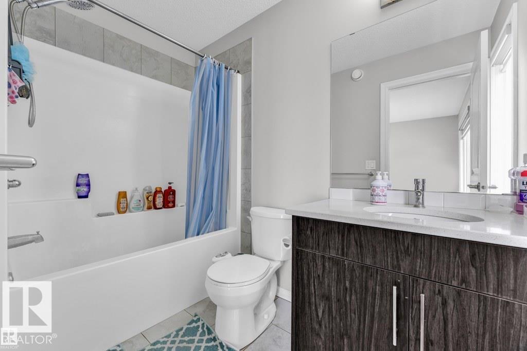 #61 215 SADDLEBACK RD NW NW - 27