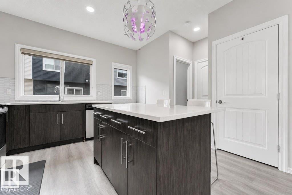 #61 215 SADDLEBACK RD NW NW - 11